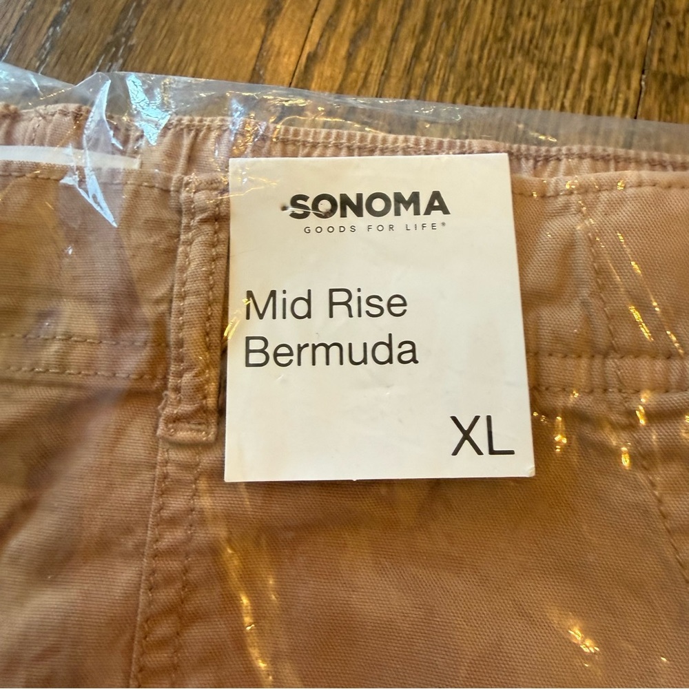 NWT Sonoma Women's beige/Brown Casual relaxed Bermuda Shorts size XL - Picture 2 of 5